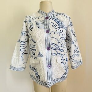 Norm Thompson White Blazer with Blue Embroidery women’s medium